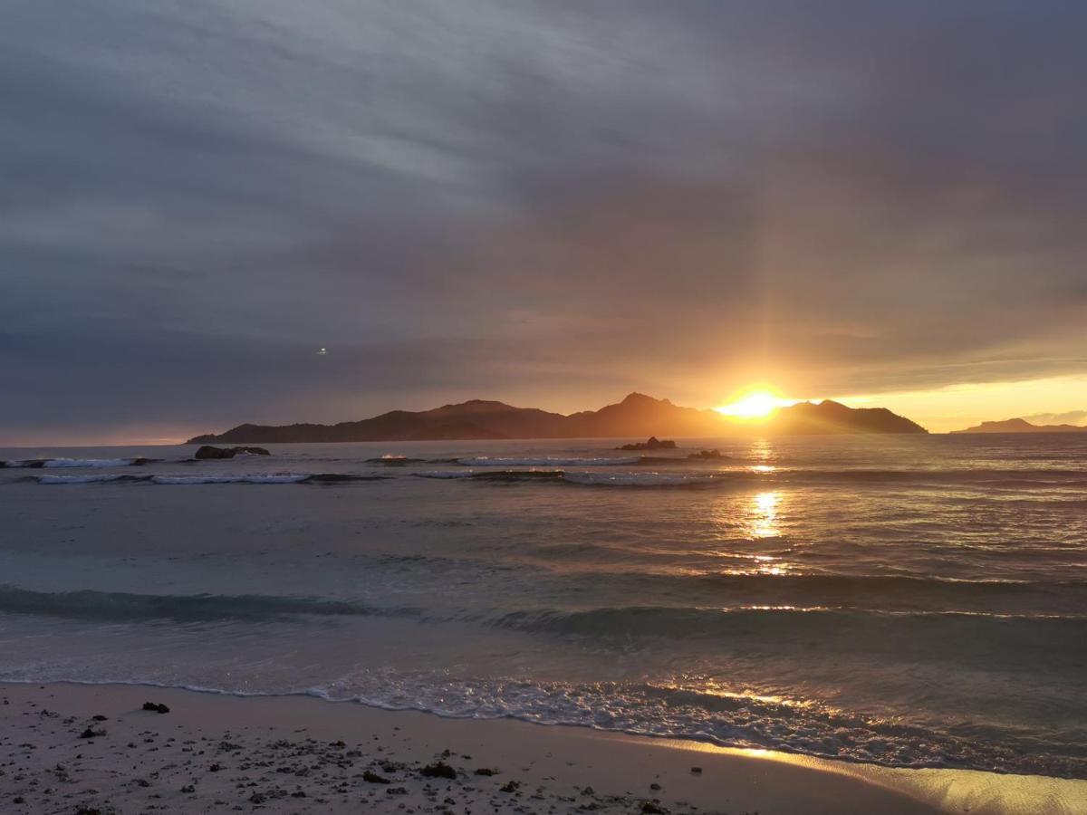 Chez Marva Grande Villa Coco 3 A 12 Personnes La Digue Bagian luar foto